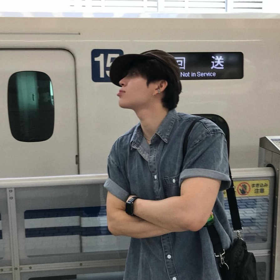 A moment captured by HEECHAN (DKB)'s fan
