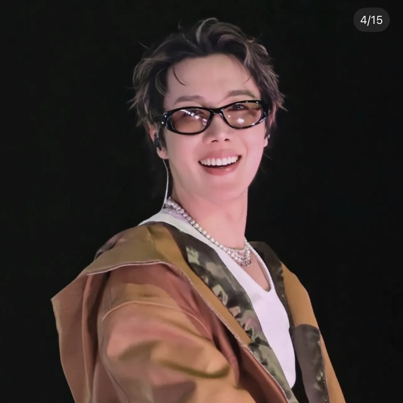 Foto aktivitas terbaru j-hope (BTS)