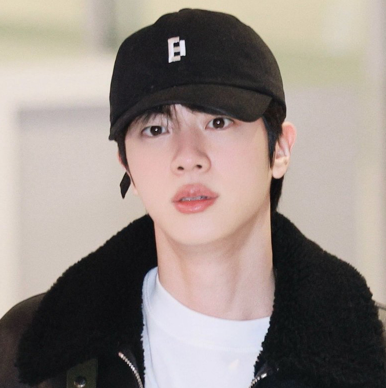 ジン (BTS)の最新写真