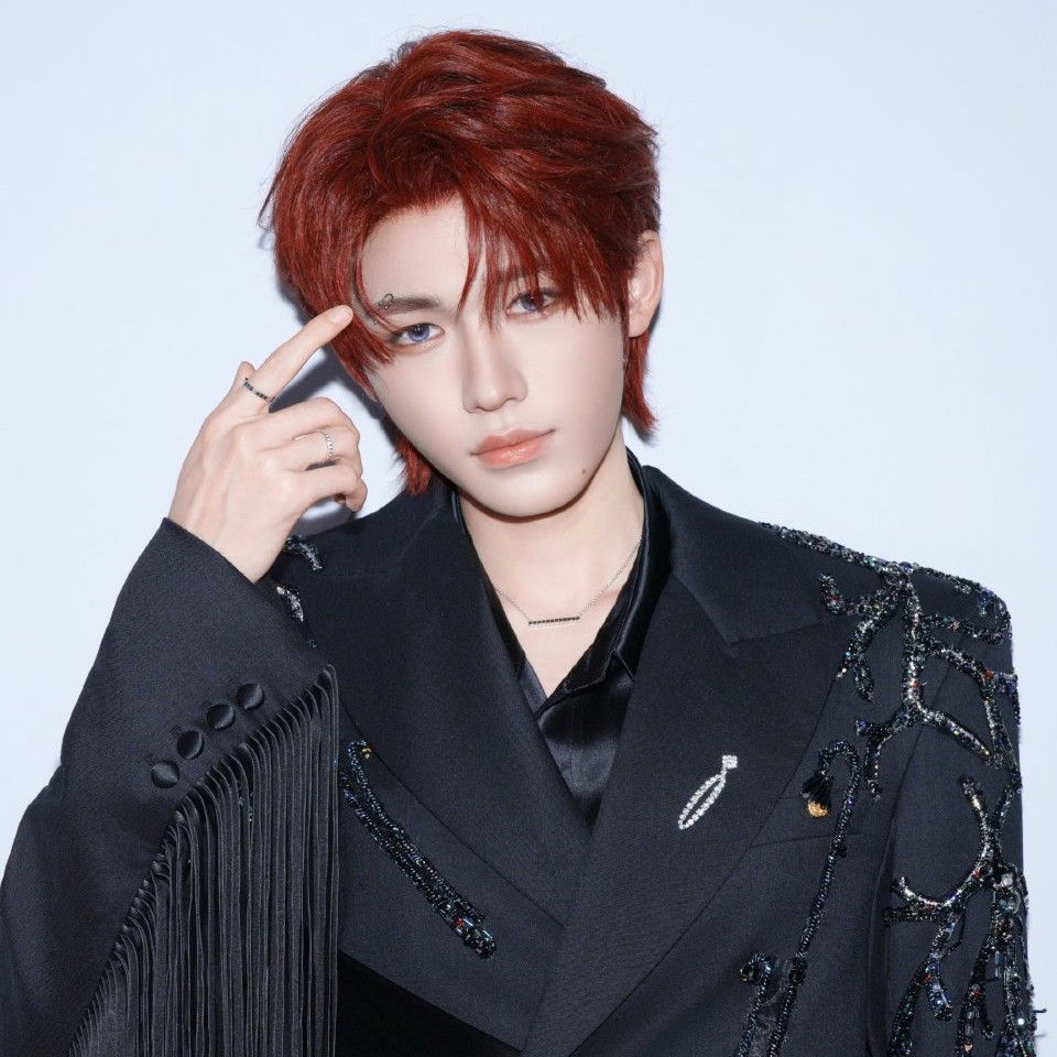 Behind-the-scenes cut of Song Yaxuan