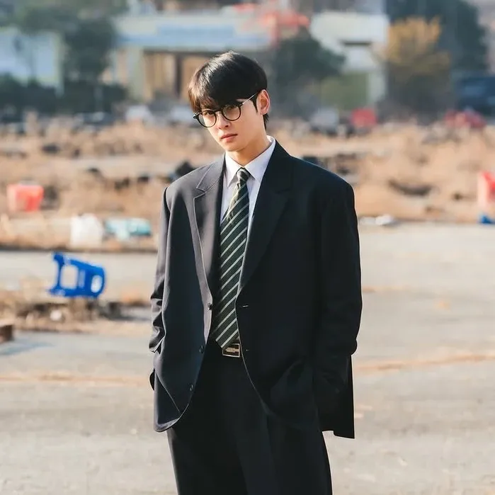 Behind-the-scenes cut of Eunwoo (ASTRO)