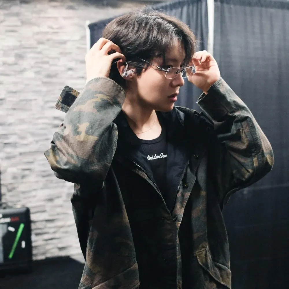 Potret di balik layar j-hope (BTS)