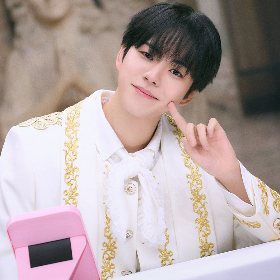 Behind-the-scenes cut of Yoon Jaehyuk (TREASURE)