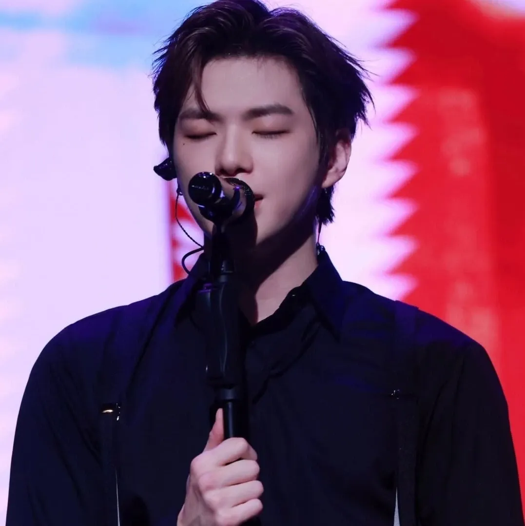 A moment captured by Kang Daniel's fan