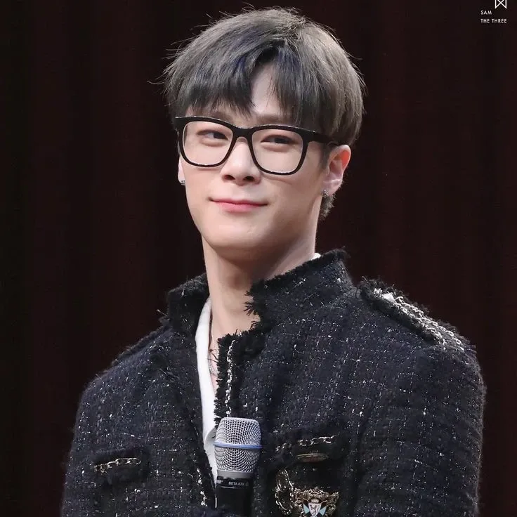 Recent activity shot of Moonbin (ASTRO)