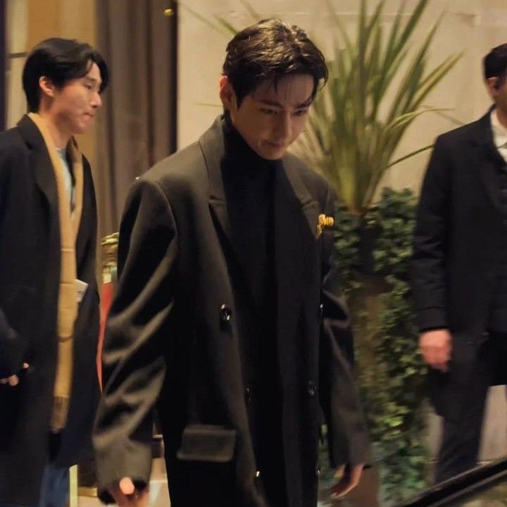 Potret di balik layar V (BTS)