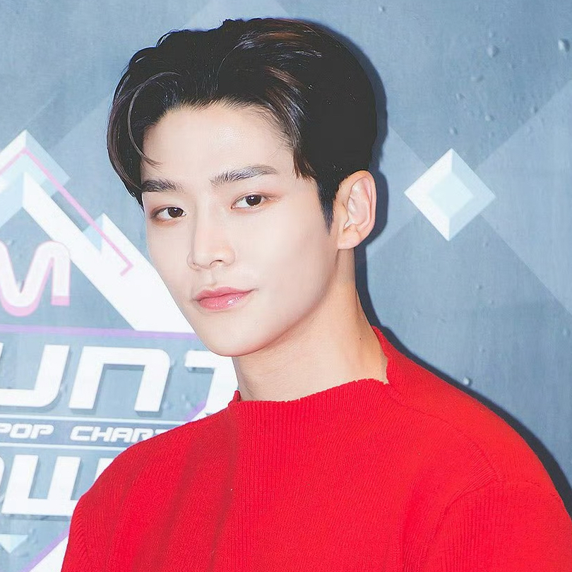 Latest photo of Rowoon