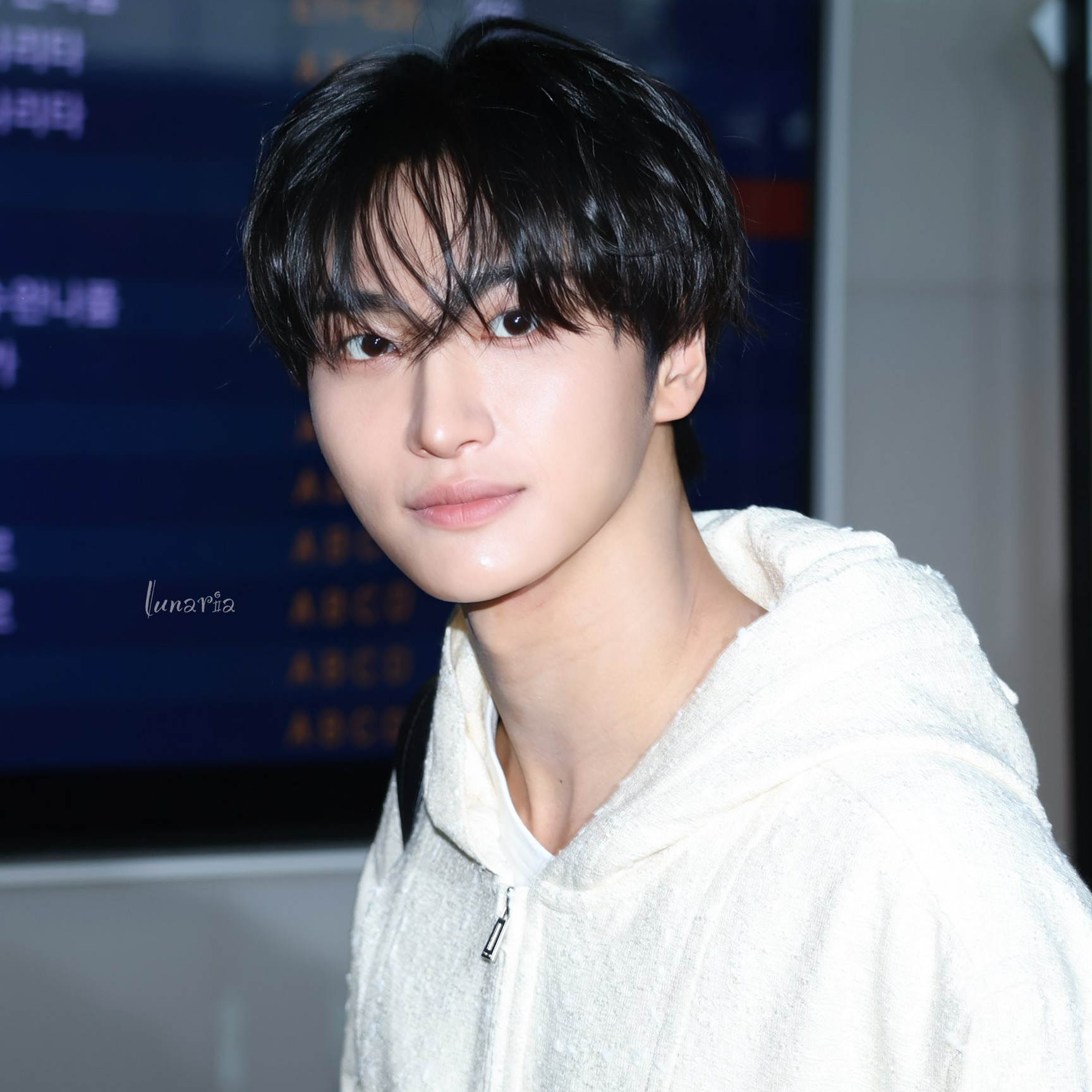 Behind-the-scenes cut of Seonghwa (ATEEZ)