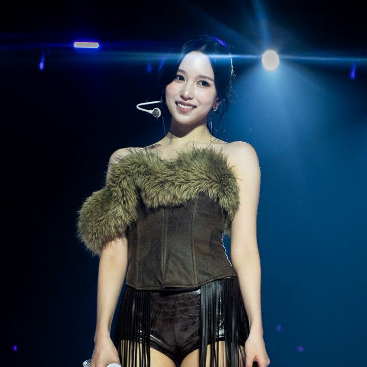 Mina (TWICE)的最新照片