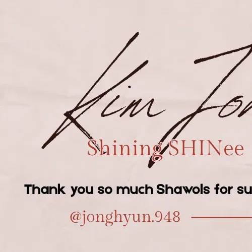 A moment captured by Jonghyun (SHINee)'s fan