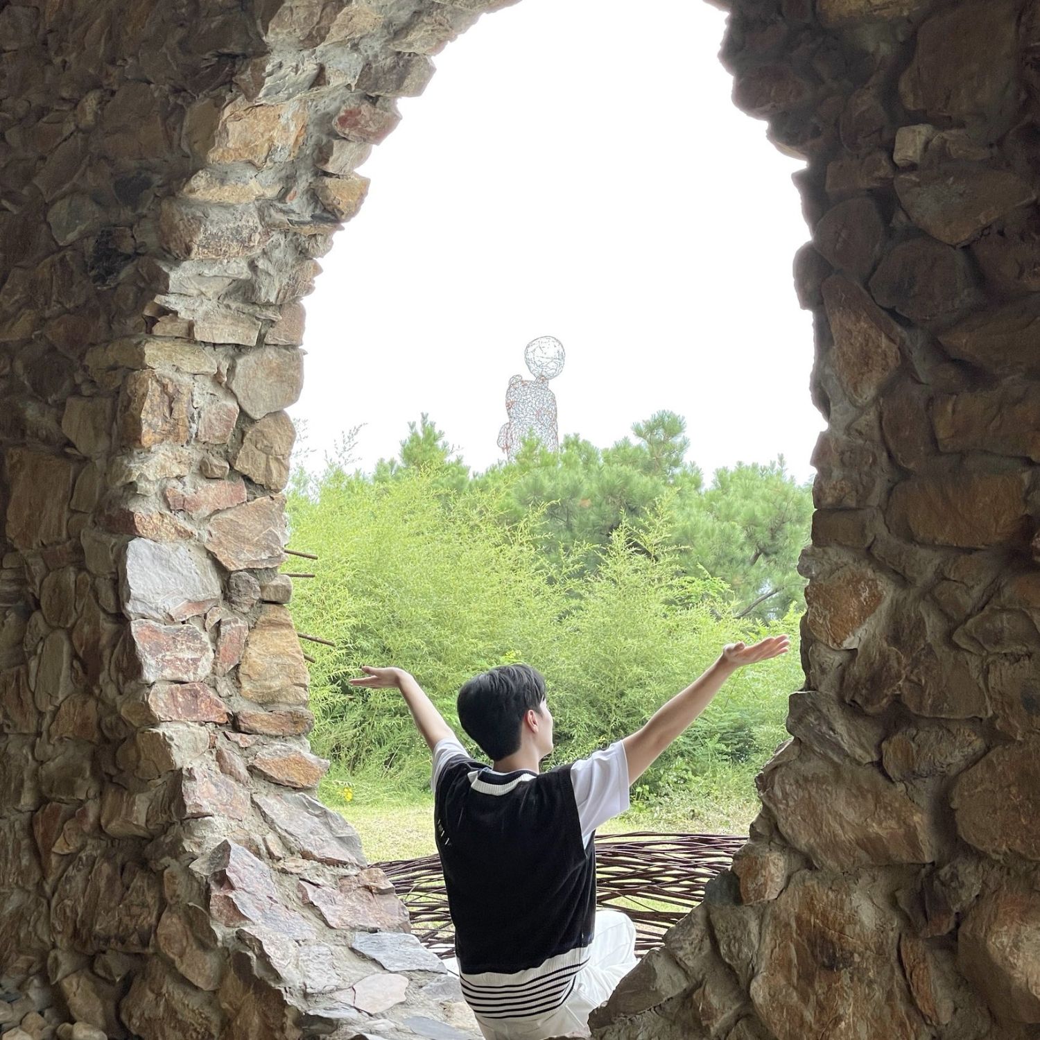 A moment captured by Kim Jonghyeon's fan