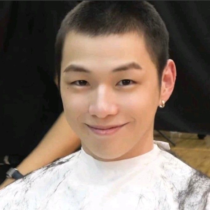 강다니엘의 비하인드 컷