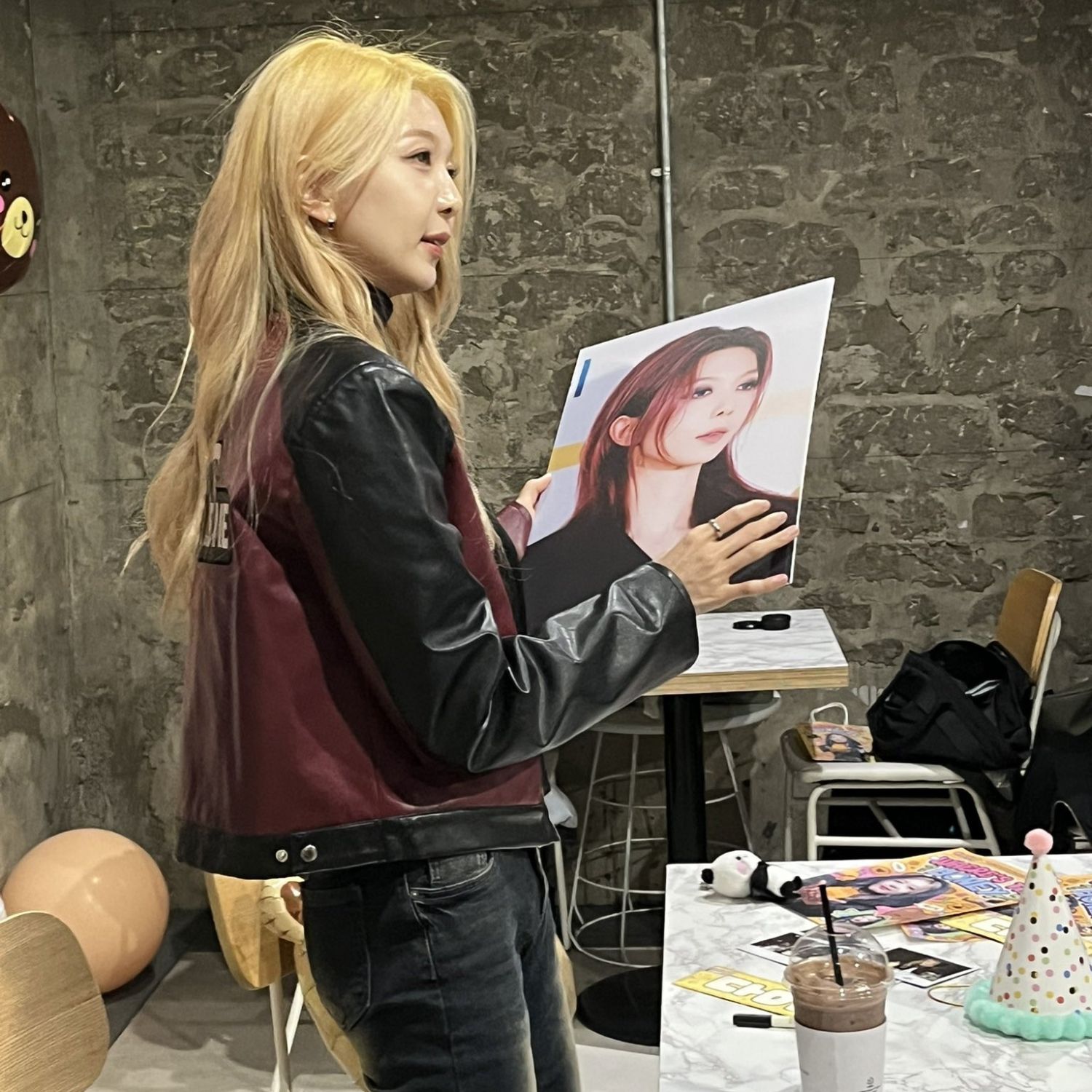 Foto aktivitas terbaru DREAMCATCHER