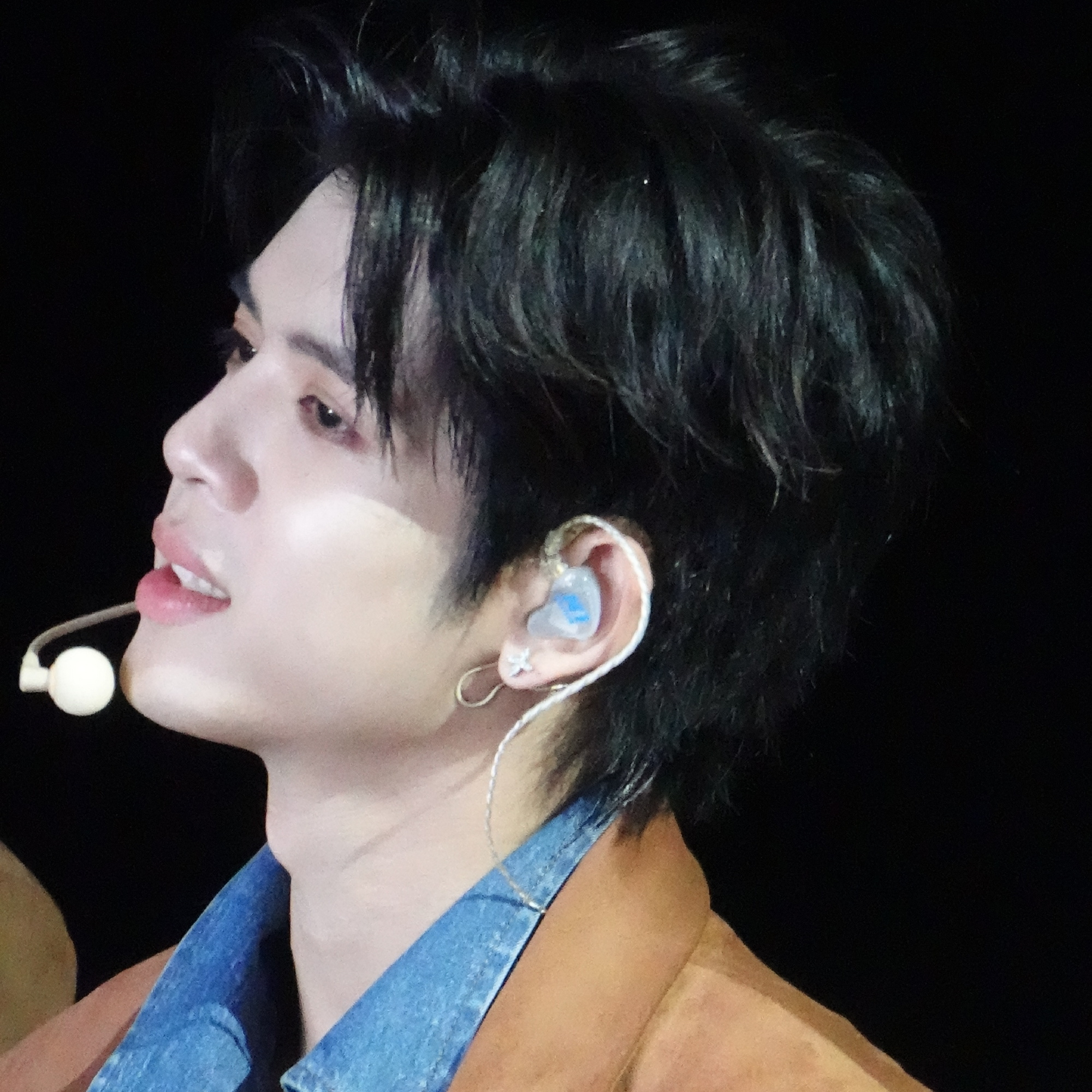 A moment captured by DORN (NexT1DE)'s fan