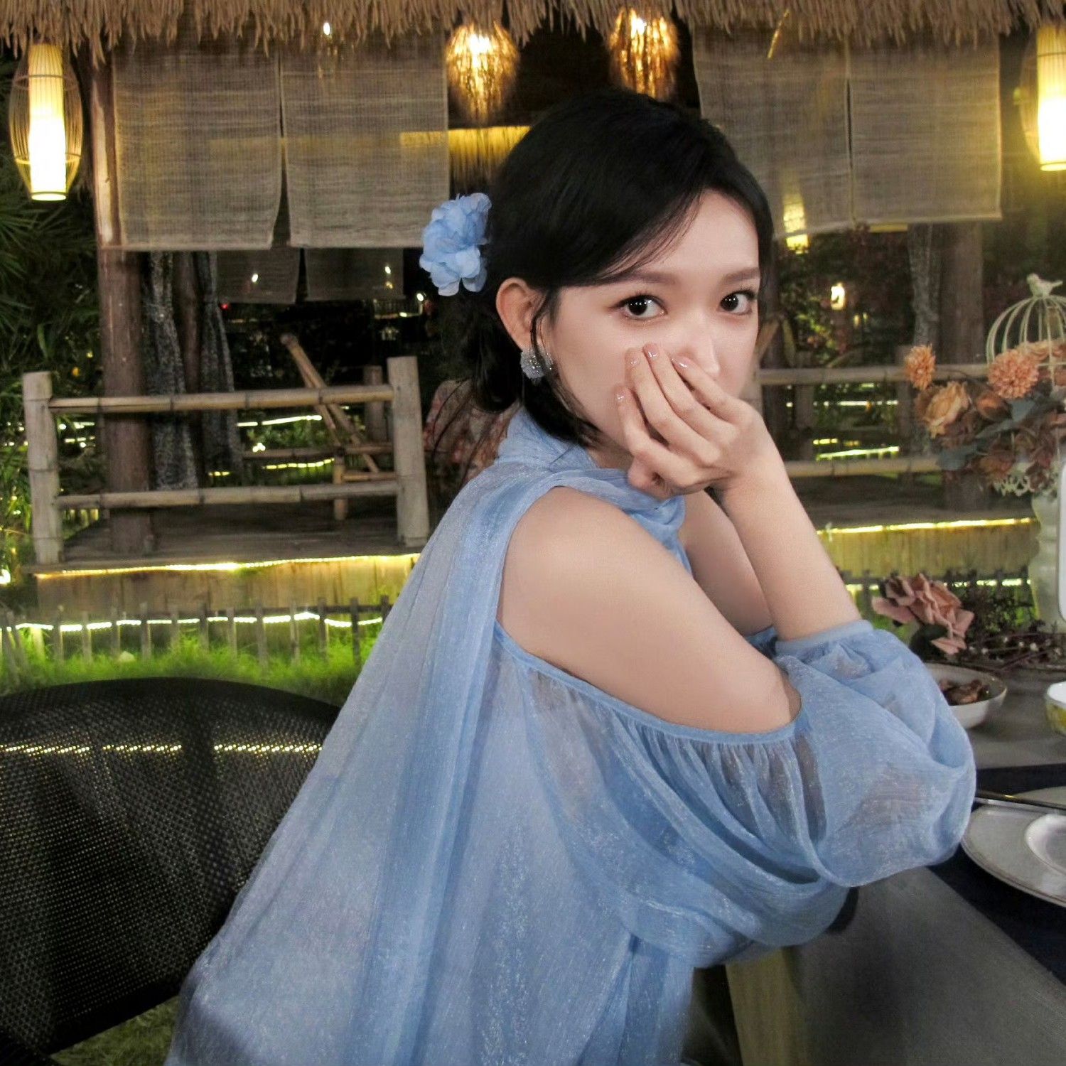 Latest photo of Cheng Xiao