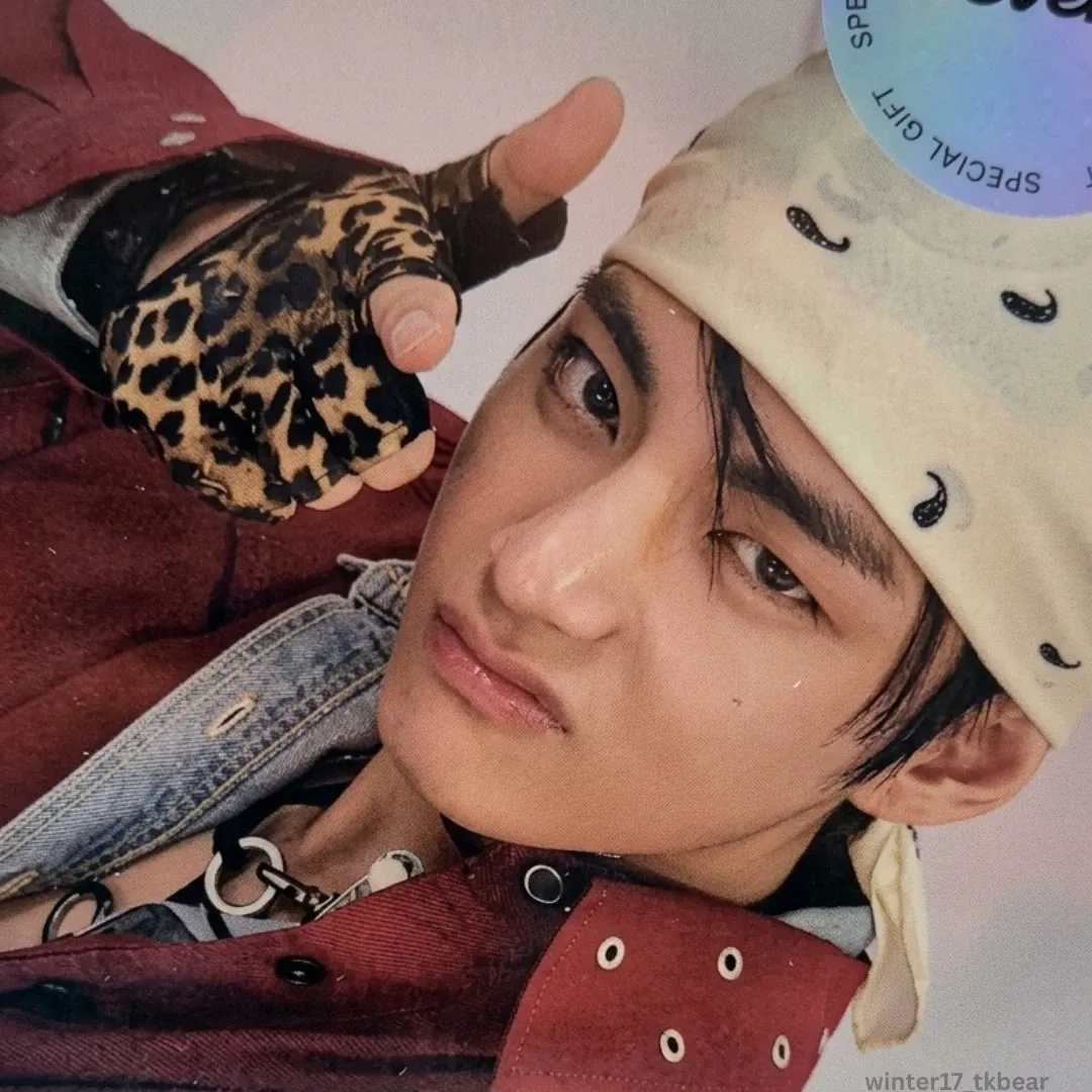 Recent activity shot of V (BTS)