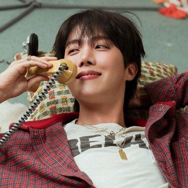제이홉 (방탄소년단) 최근 활동샷