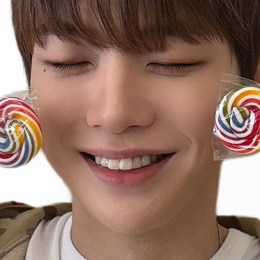 강다니엘의 최신 사진