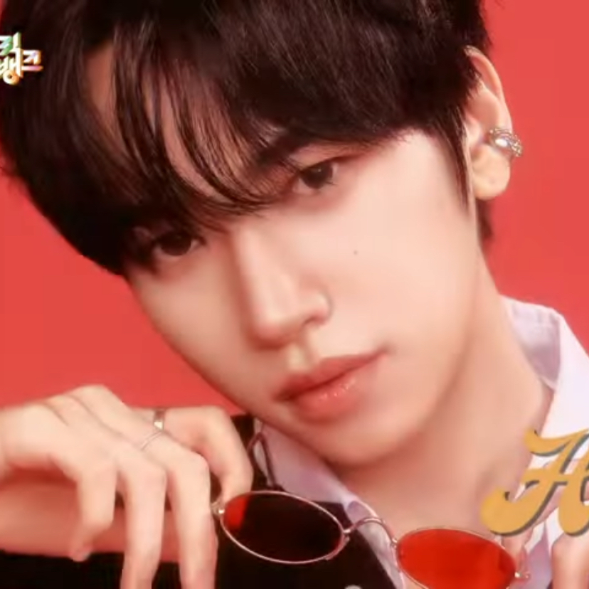 Latest photo of Hanjun (n.SSign)