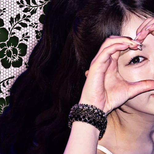 Recent activity shot of Ayaka (NiziU)