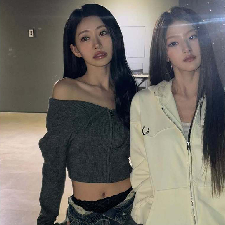 Latest photo of Julie (KISS OF LIFE)