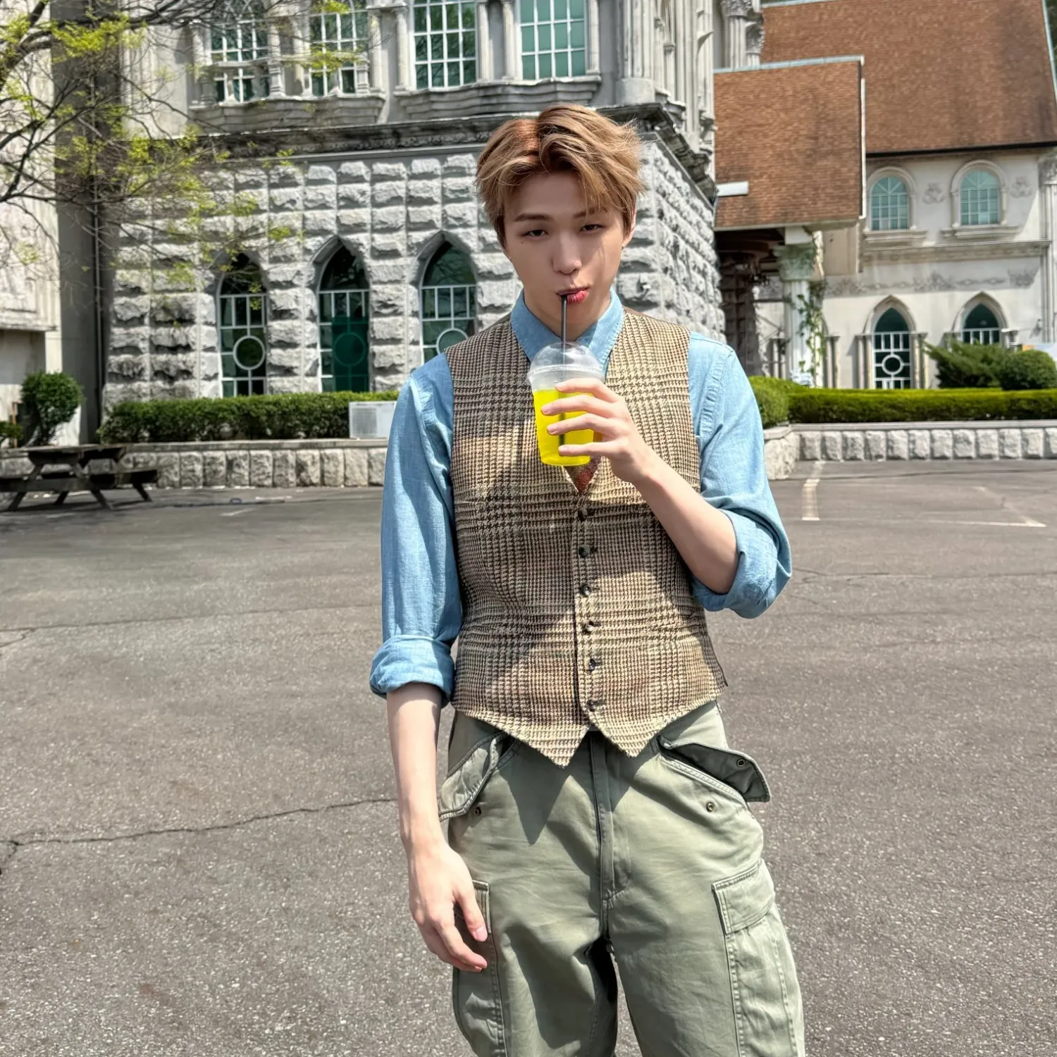 강다니엘 최근 활동샷