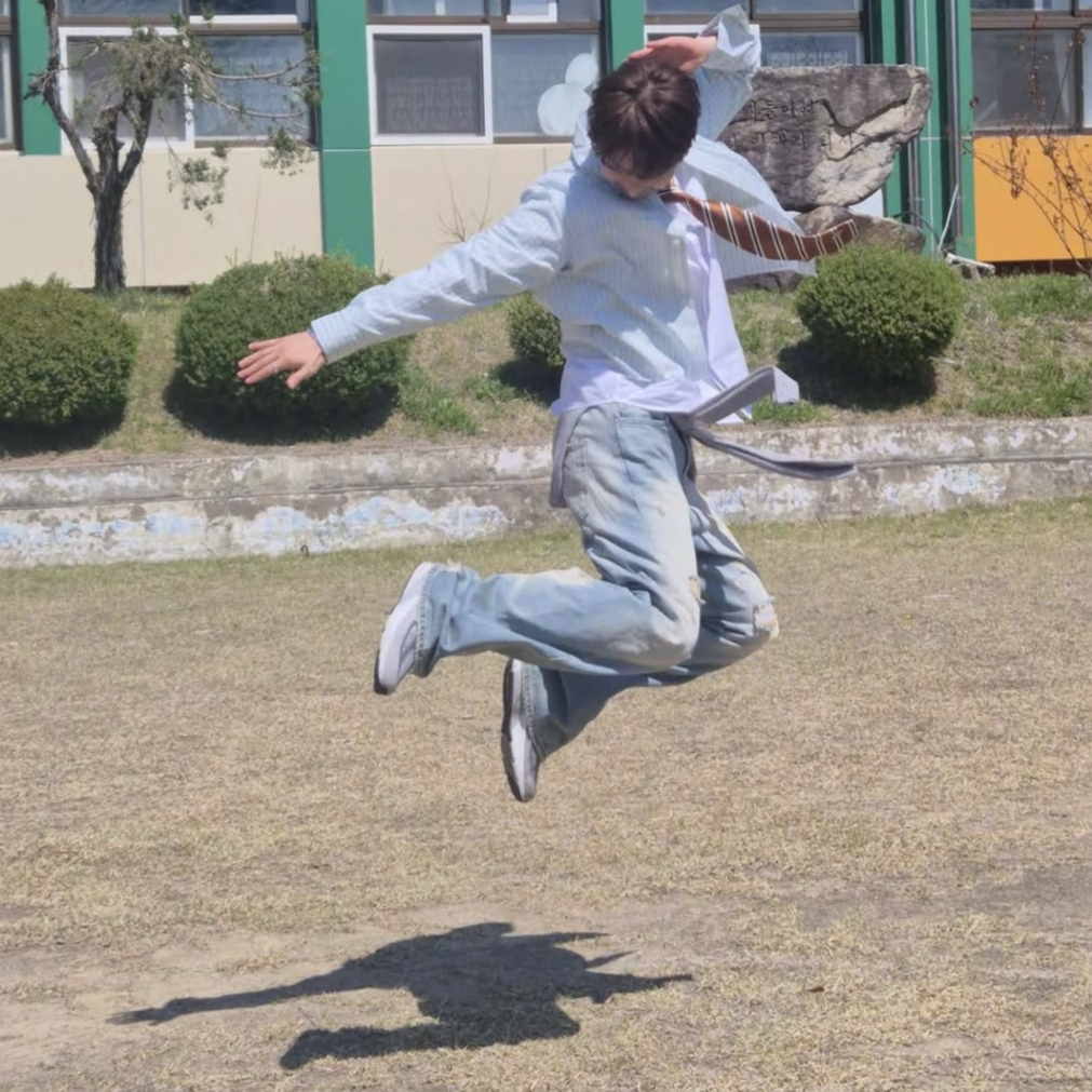 A moment captured by PENTAGON's fan