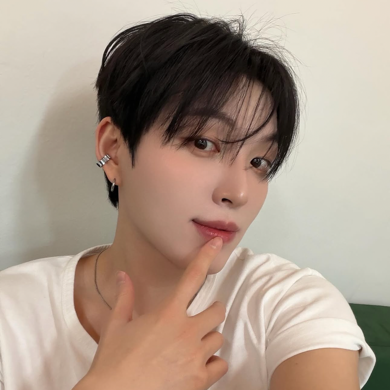 Latest photo of HEECHAN (DKB)