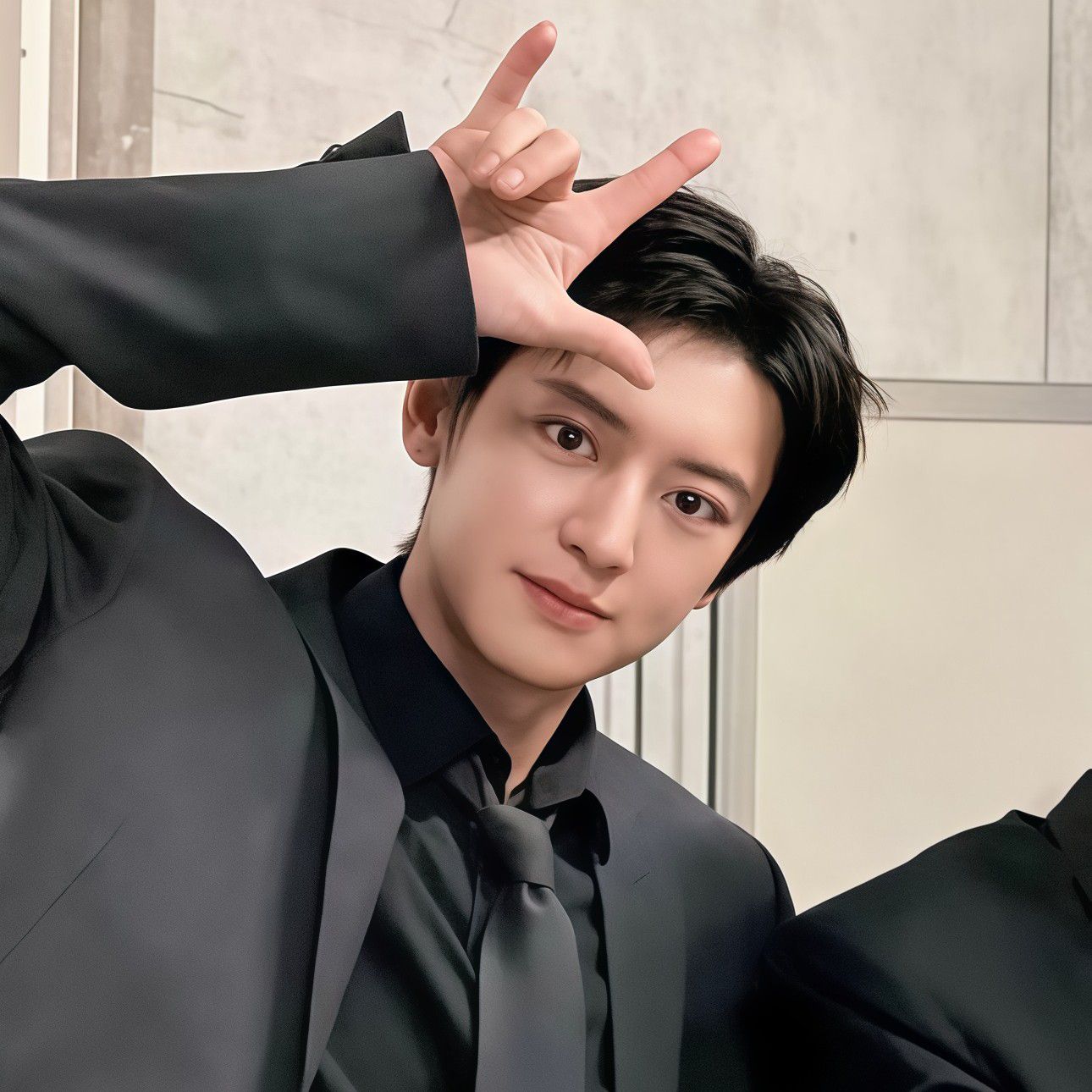 Behind-the-scenes cut of Chanyeol (EXO)