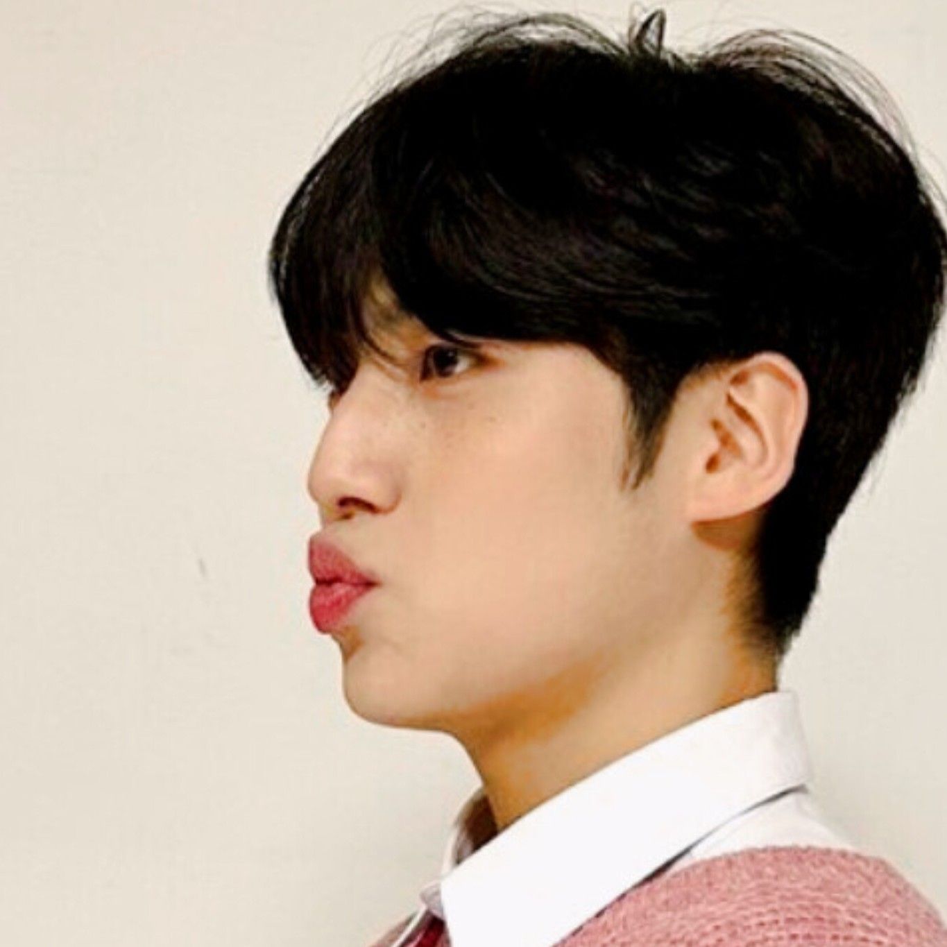 이은상 (YOUNITE)의 최신 사진