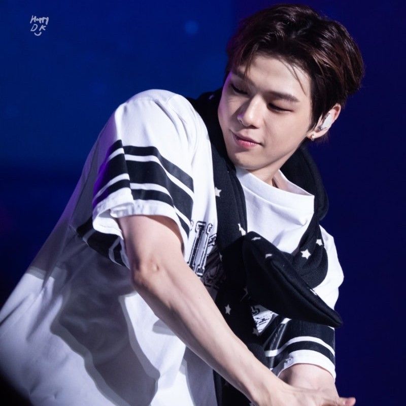 강다니엘의 최신 사진