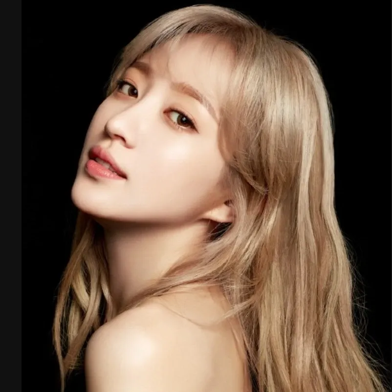 Behind-the-scenes cut of Hani (EXID)