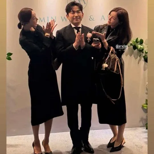 Behind-the-scenes cut of Lee Minwoo (SHINHWA)