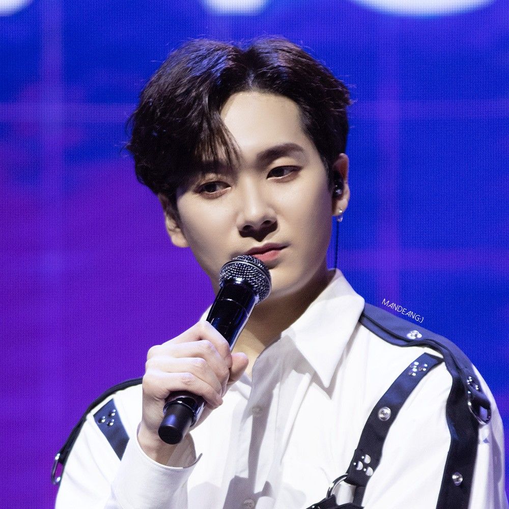 Latest photo of Aron