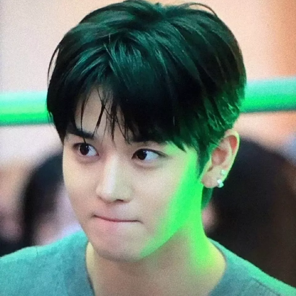 Latest photo of Bae Jinyoung