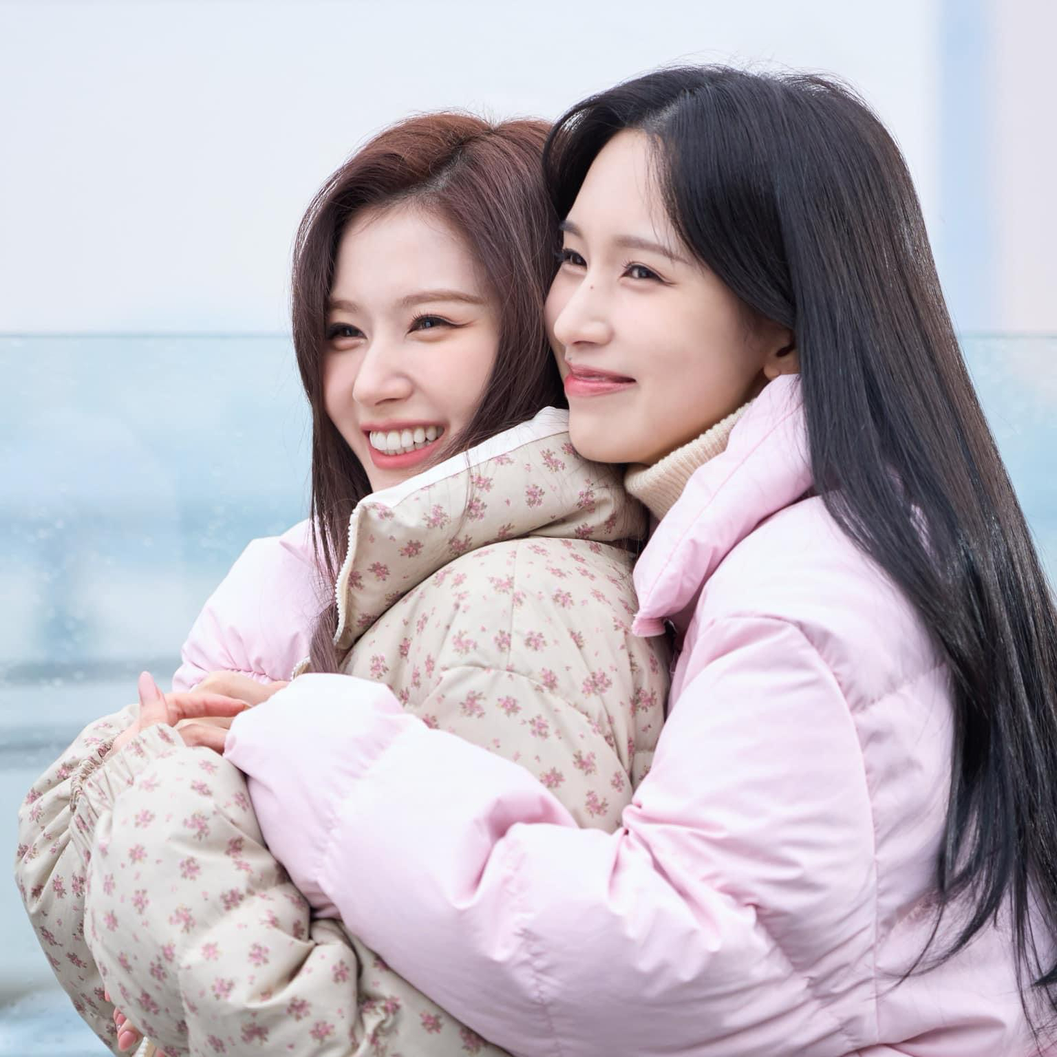 TWICE의 비하인드 컷