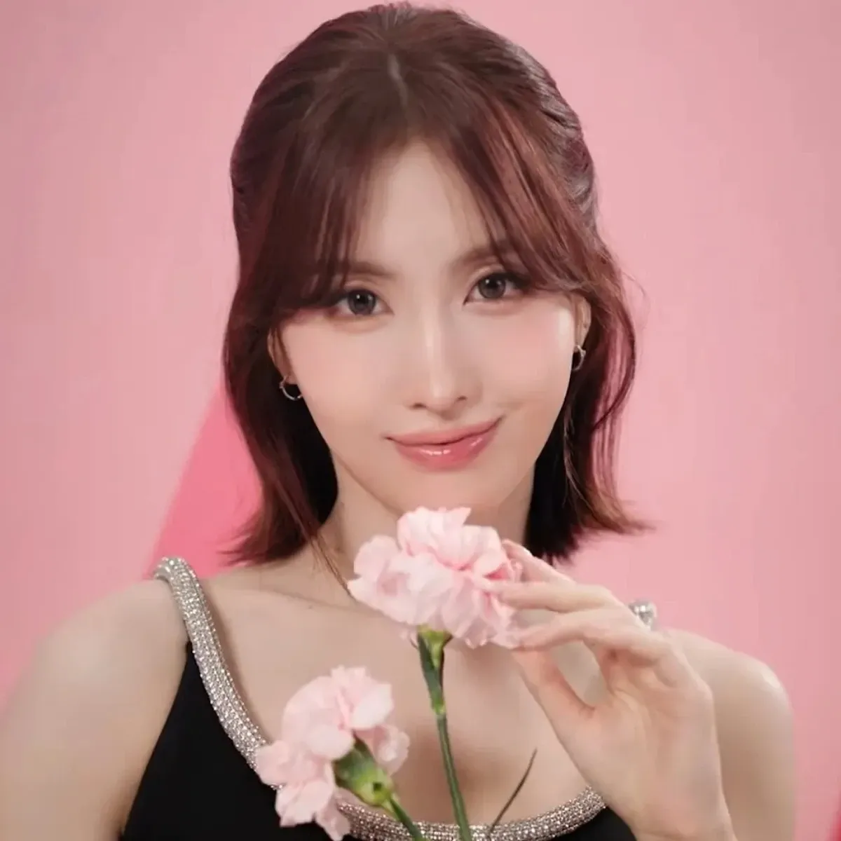 Momo (TWICE)的幕后花絮