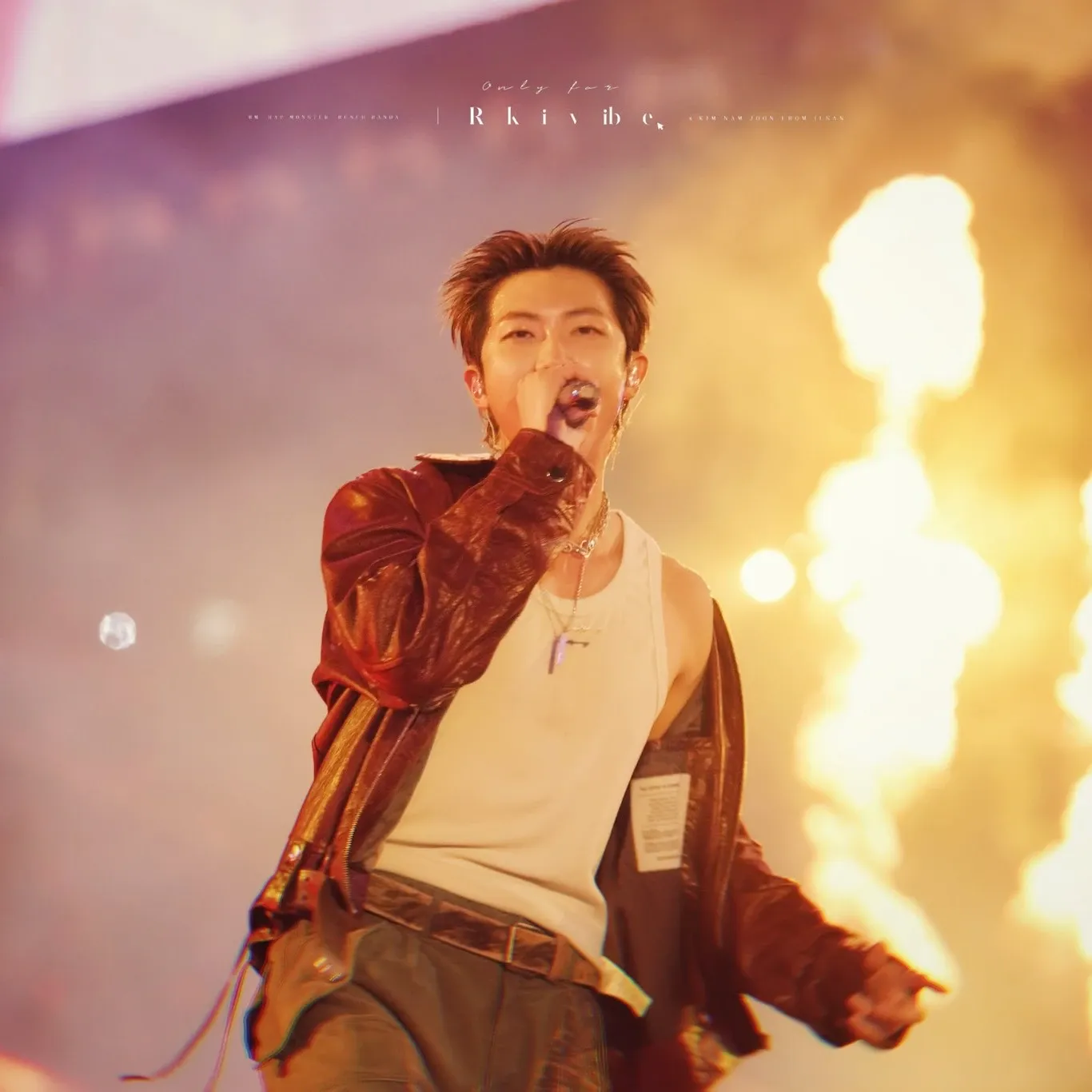 RM (防弹少年团)的最新活动照片