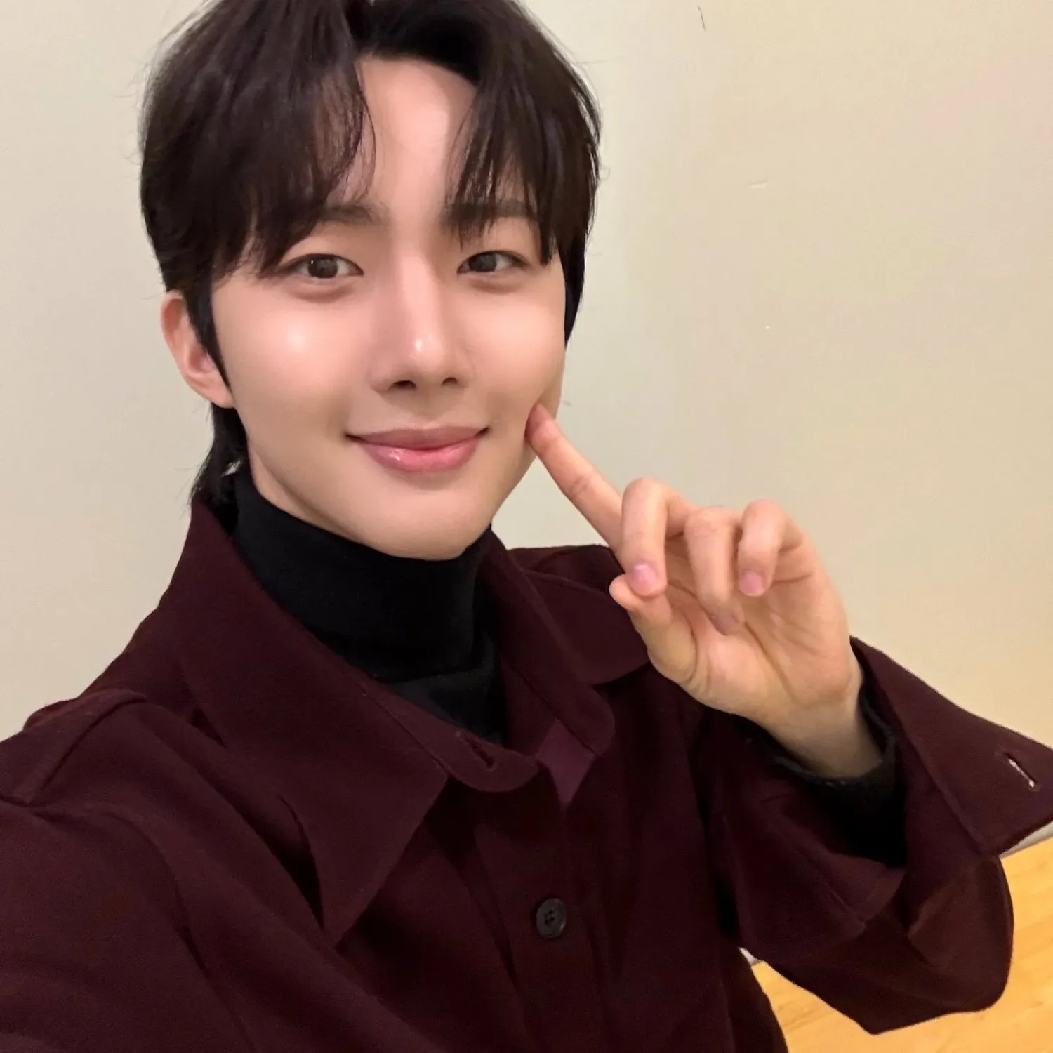 Latest photo of Hui (PENTAGON)