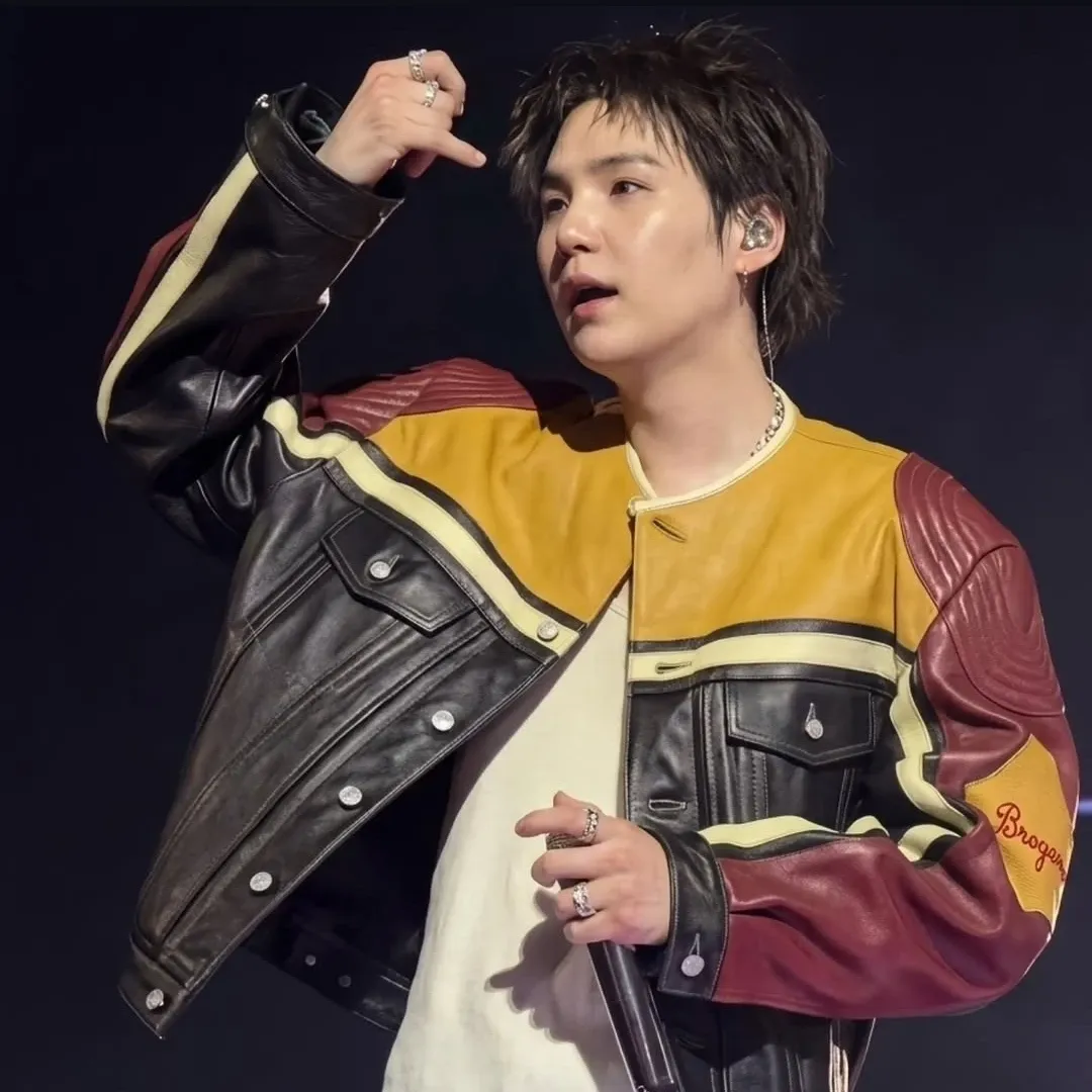 SUGA (防彈少年團)的最新照片