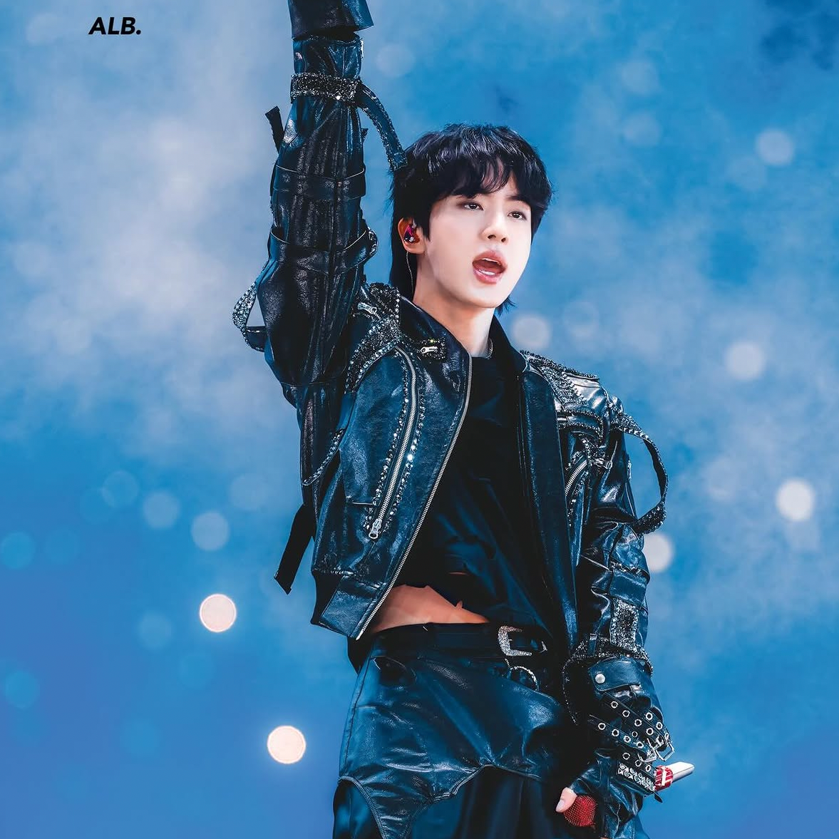 Foto terbaru Jin (BTS)