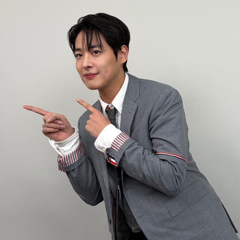 Behind-the-scenes cut of Choi Byungchan