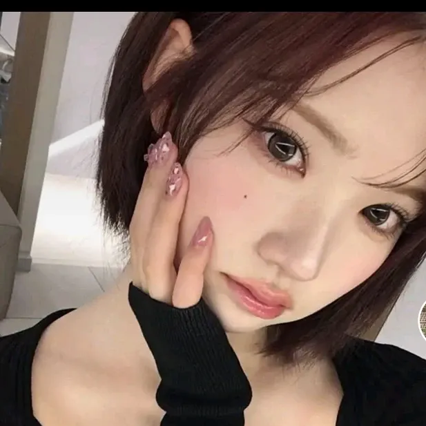 지우 (하츠투하츠) 최근 활동샷