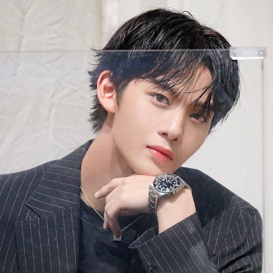 Recent activity shot of Bae Jinyoung