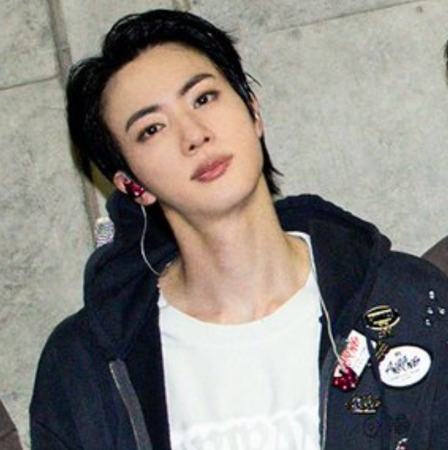 Potret di balik layar Jin (BTS)