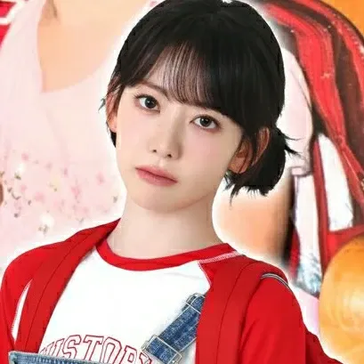 Latest photo of Sakura (LE SSERAFIM)