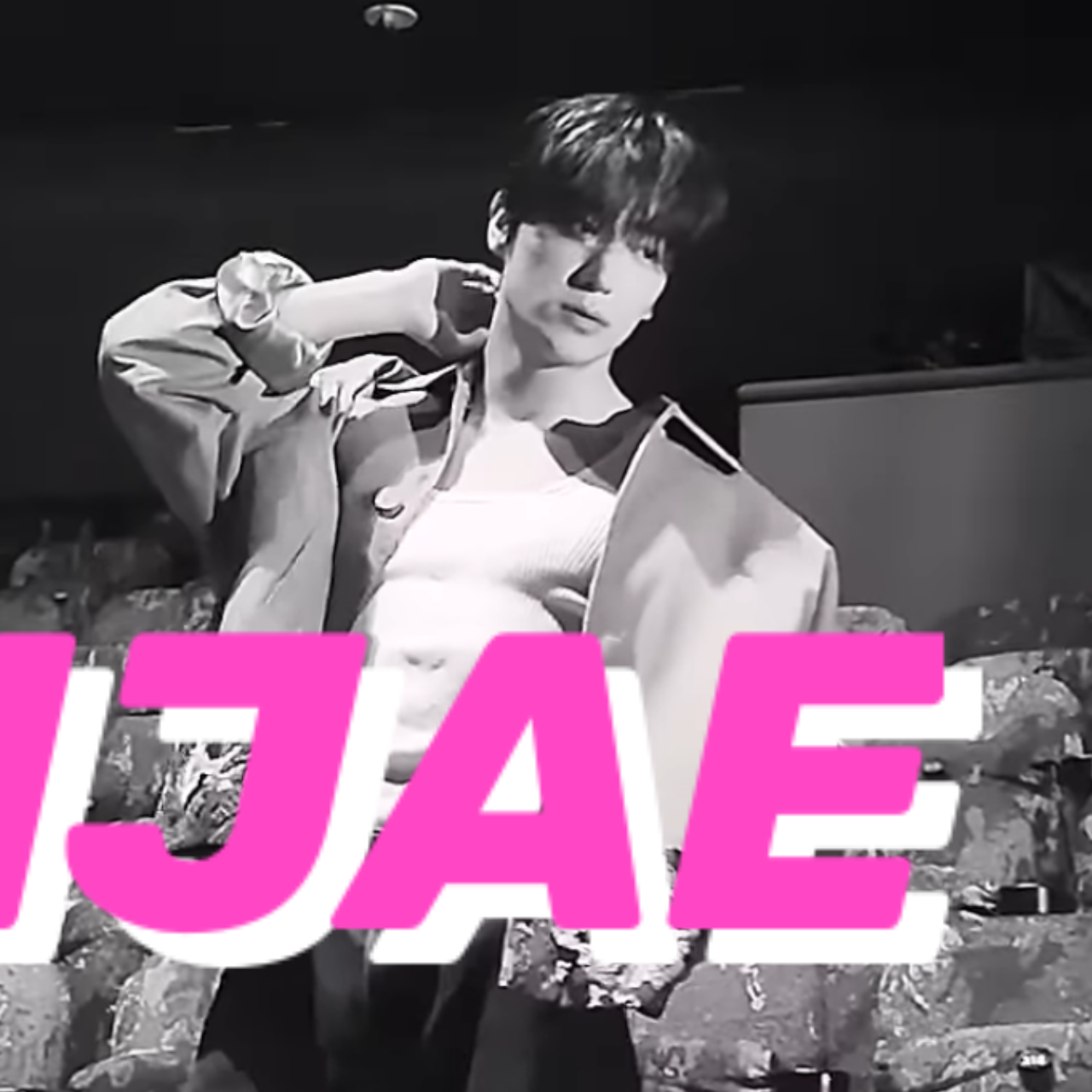 Latest photo of Hyunjae (THE BOYZ)