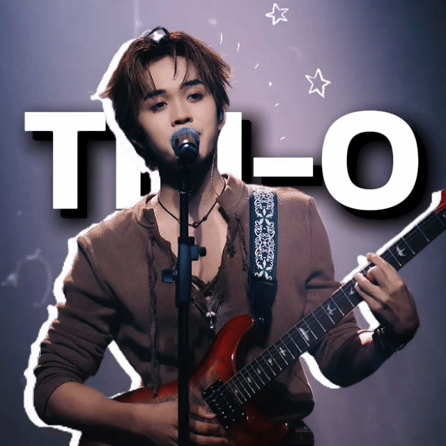 A moment captured by THI-O (NexT1DE)'s fan