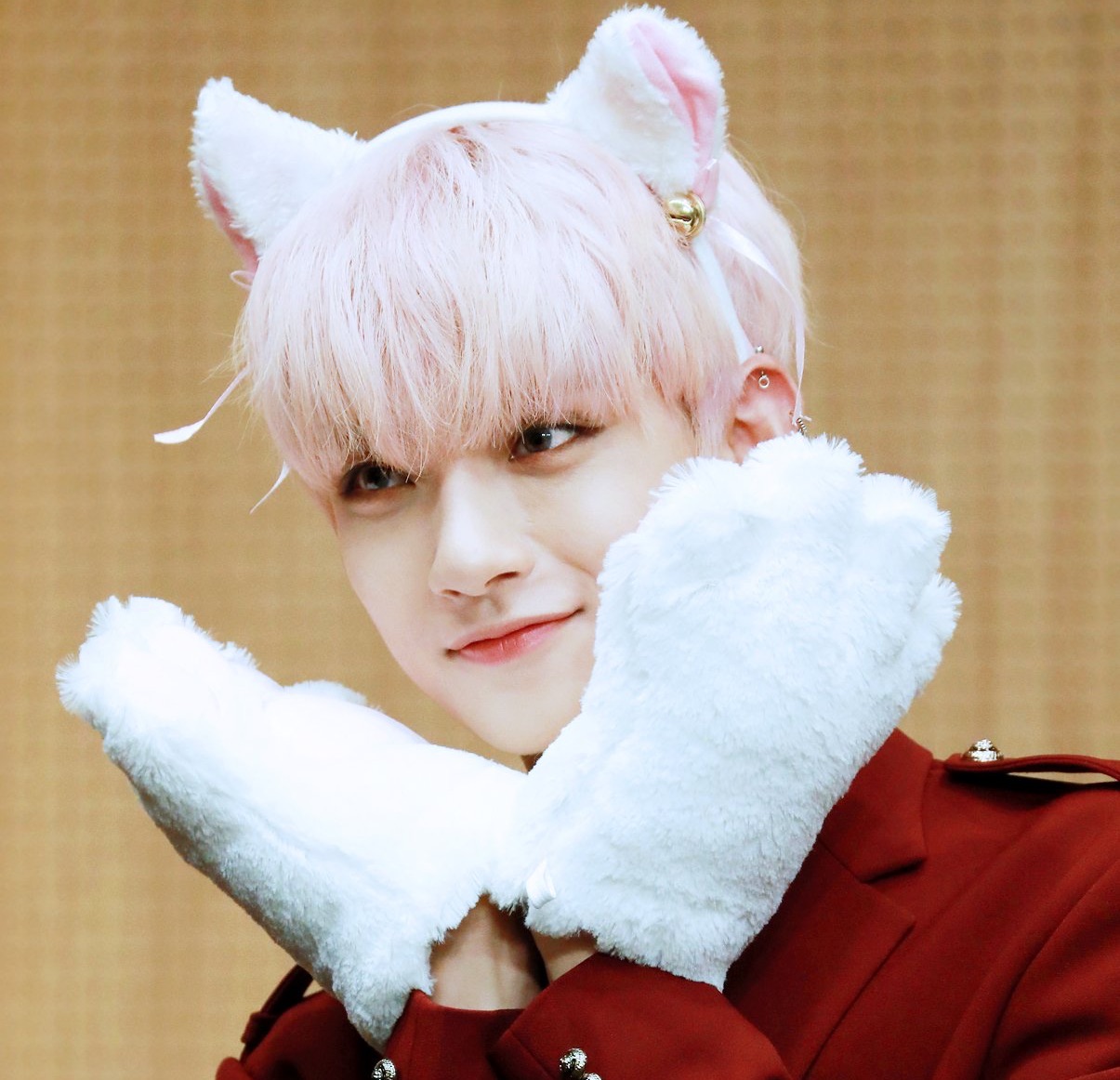 Hot post catching attention from 자유게시판's fandom