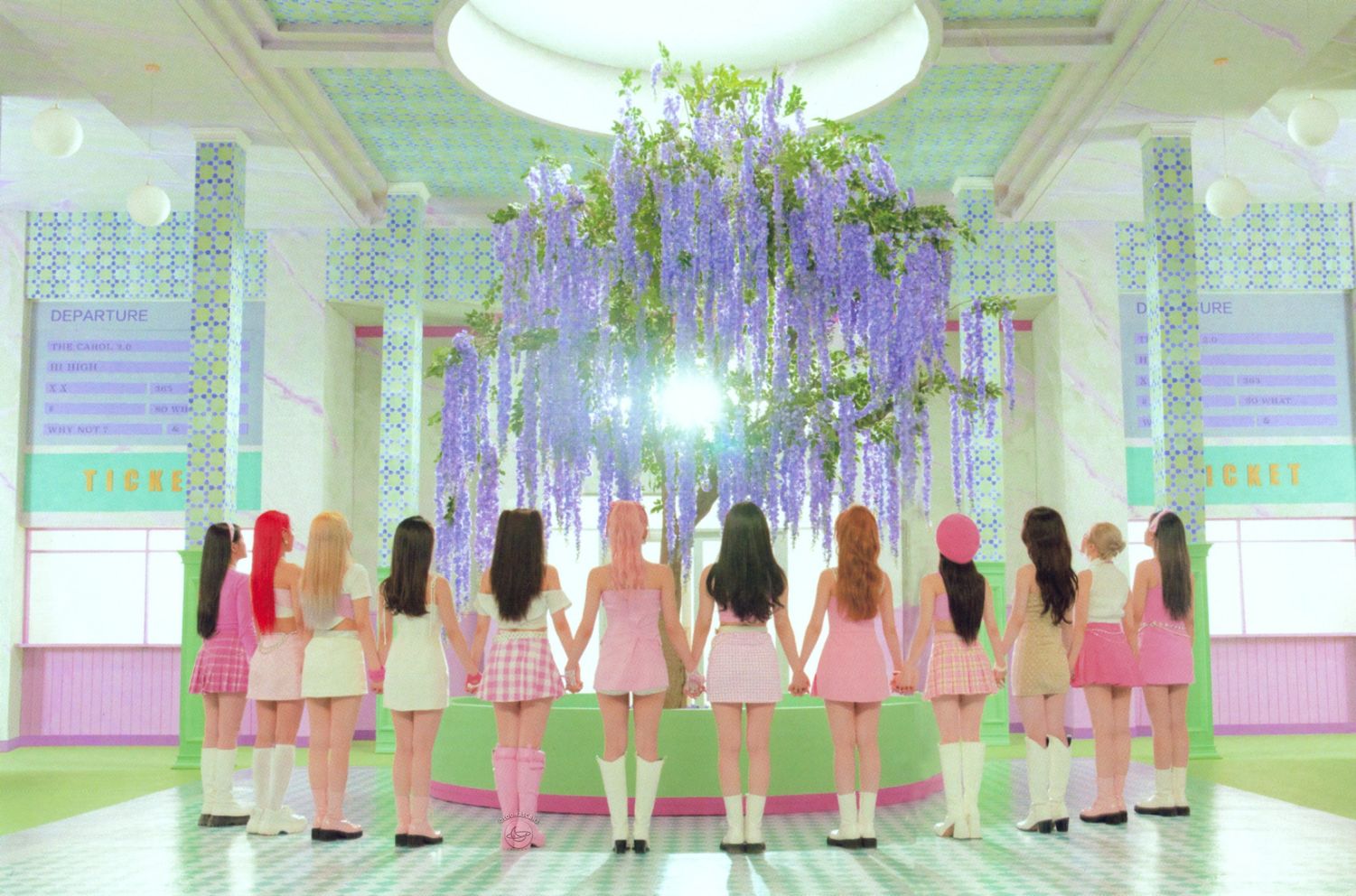 Hot post catching attention from 자유게시판's fandom